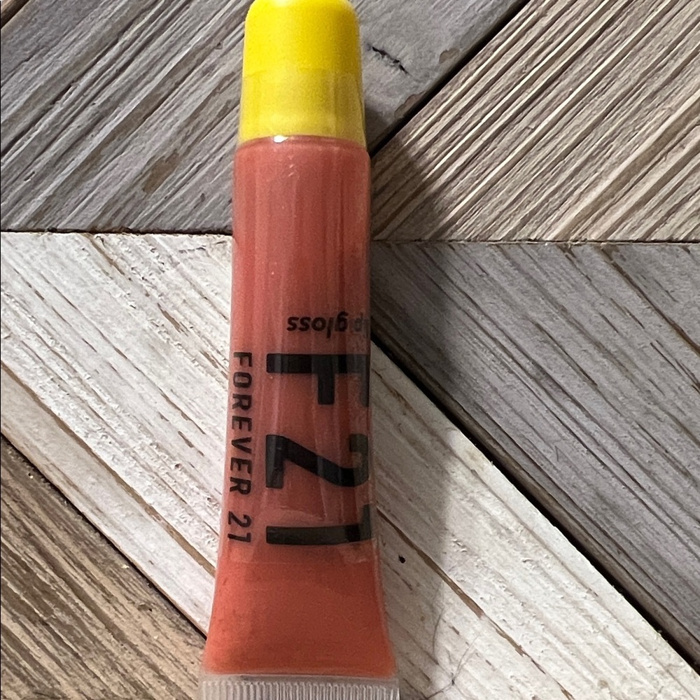 Forever 21 Lip Gloss in Posy